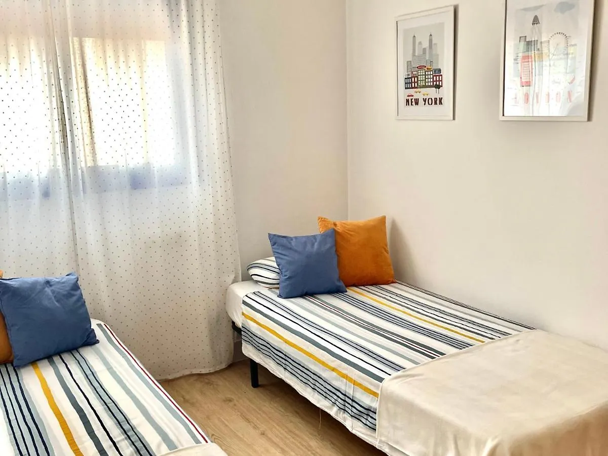 Piso Centrico En Torremolinos Apartment 0*,